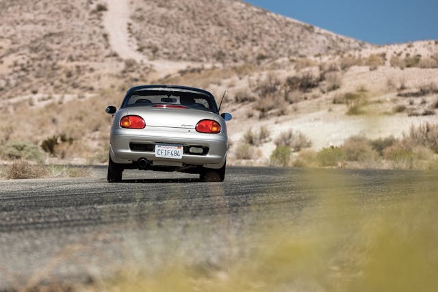 Suzuki Cappuccino rear cornering lean