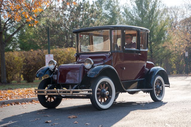 ONE 1922 Detroit Electric front three-quarter