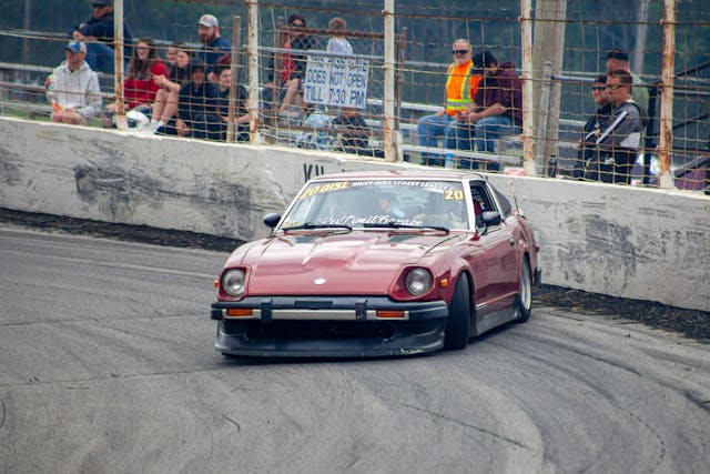 Hoodstock drift wall kissing