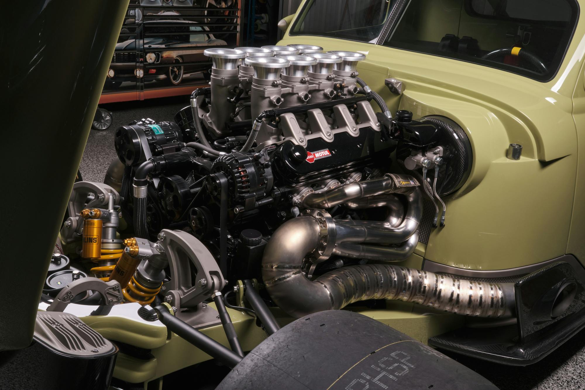 Enyo 1948 Chevy Super Truck engine bay