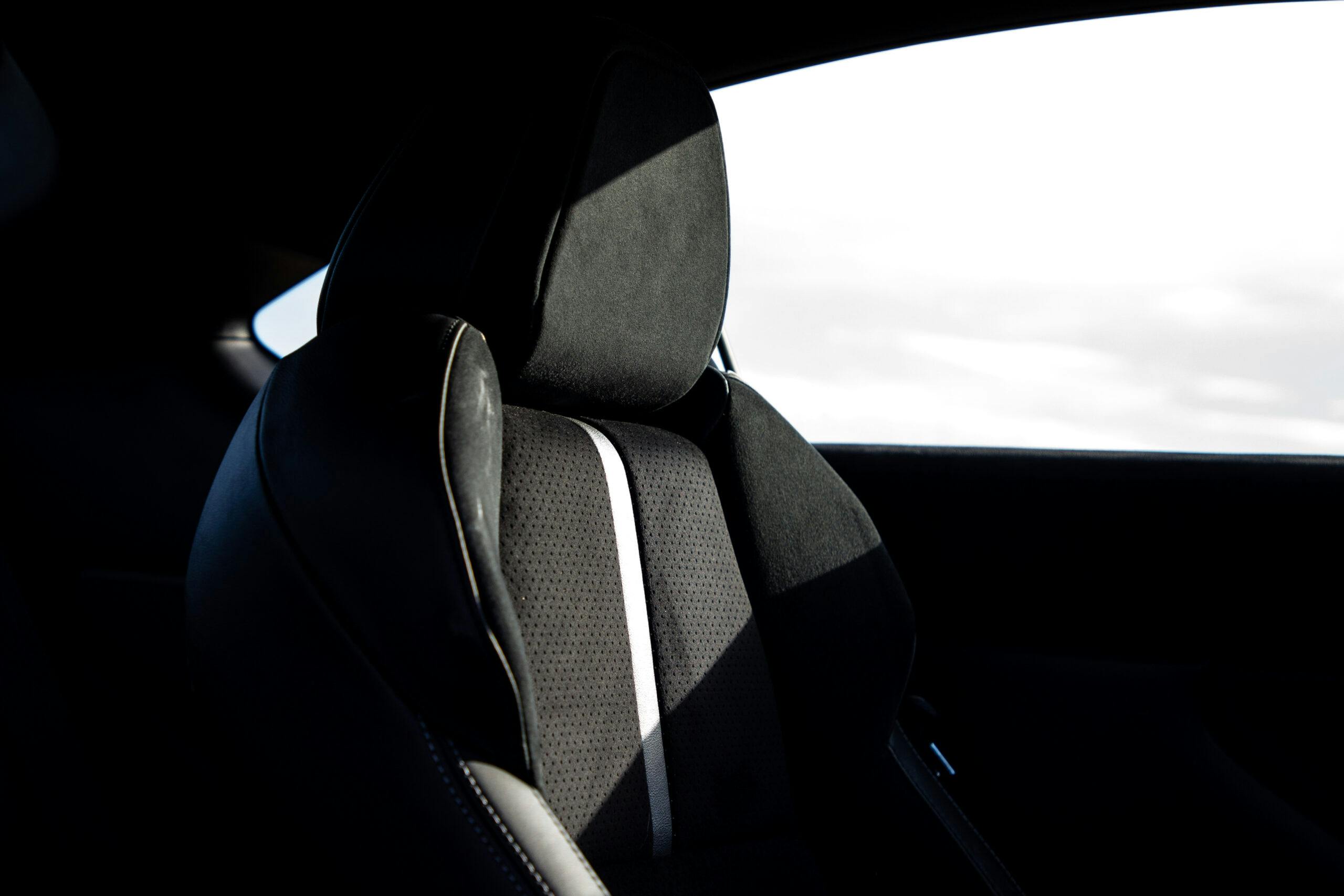 2022 Toyota 86 interior seat