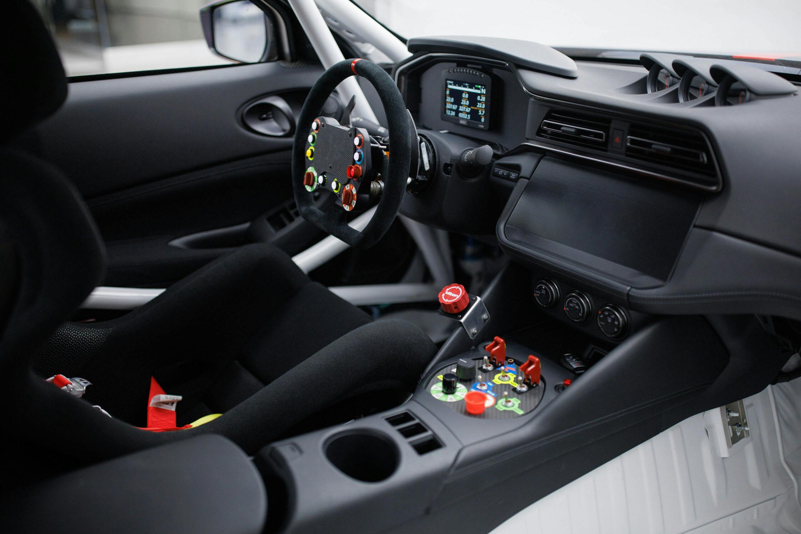 Nissan Z GT4 inside