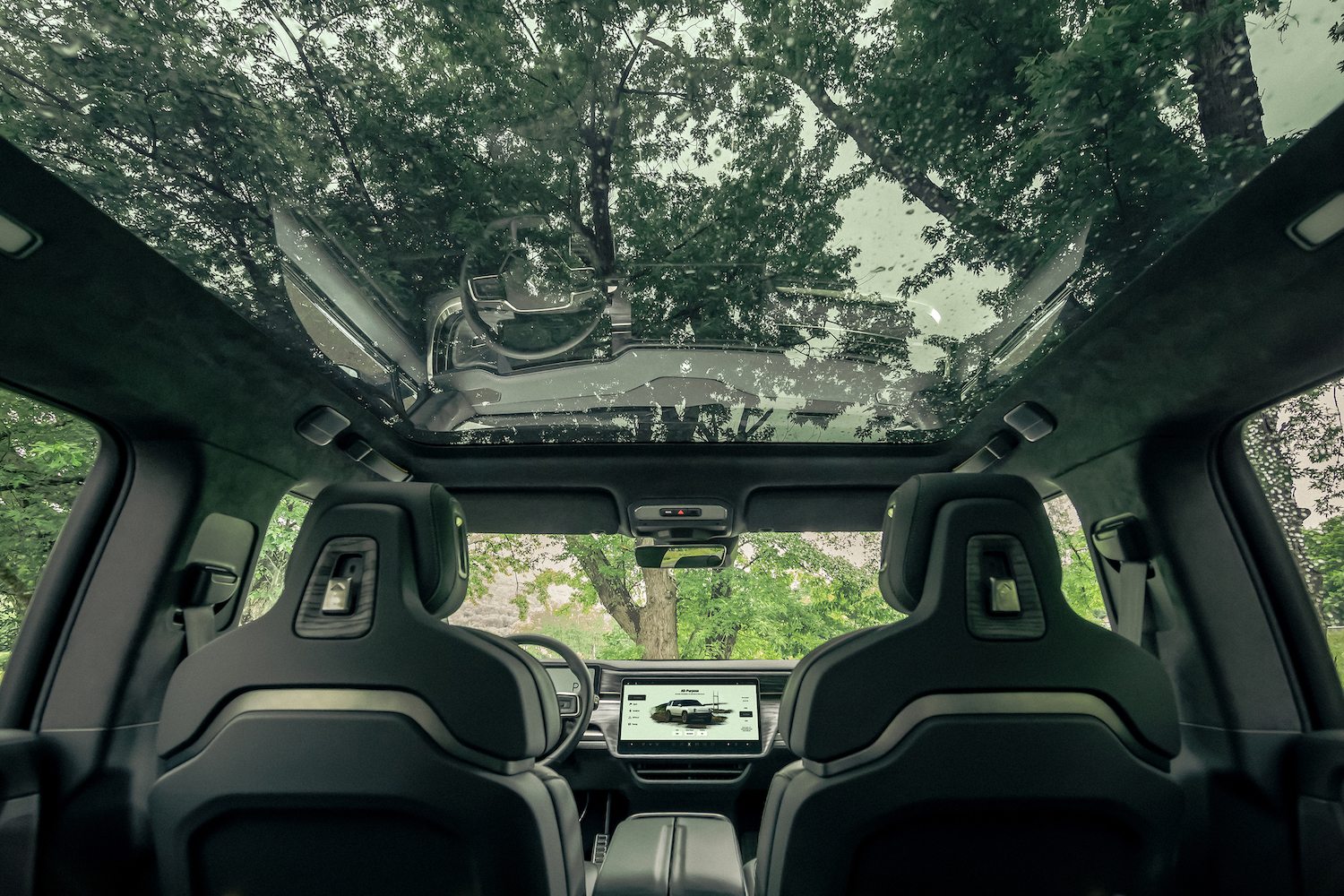 2022 Rivian R1S First Look Review: Heavy Hitter - Hagerty Media