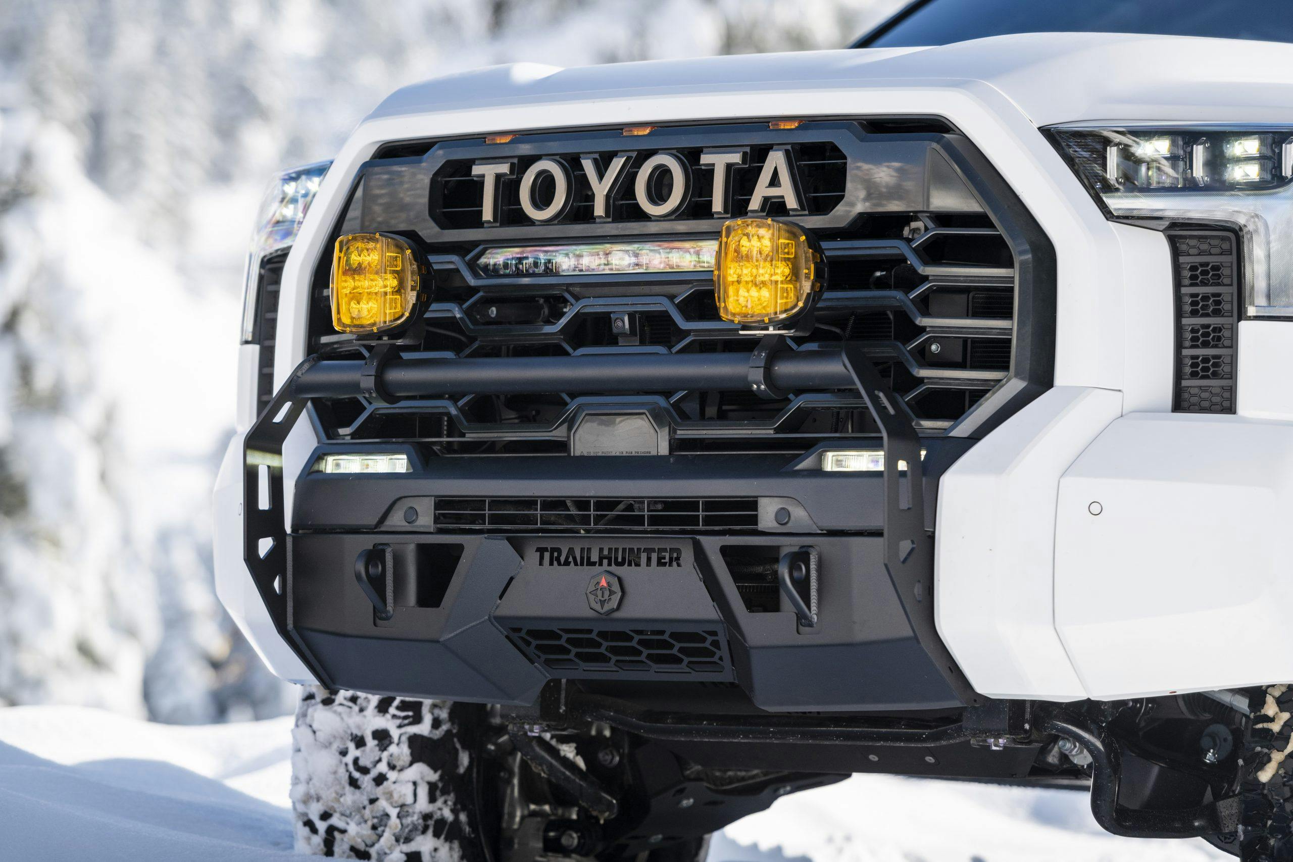 Toyota Trailhunter Concept exterior front end detail