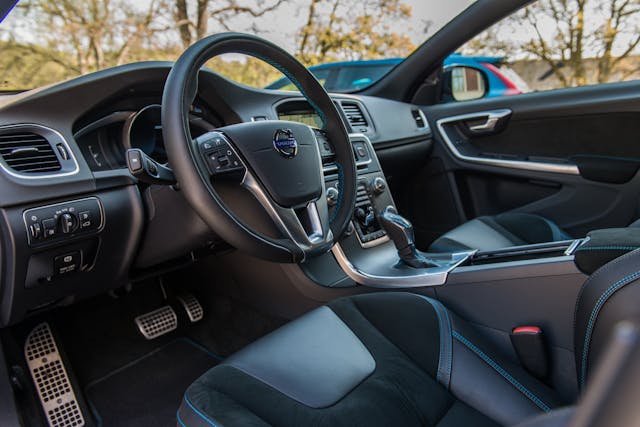 Volvo V60 Polestar interior steering wheel