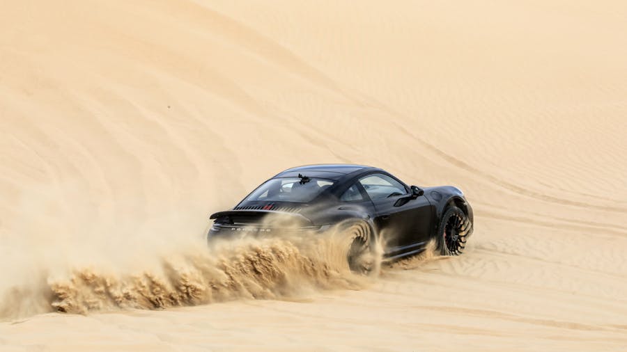 Porsche 911 Dakar desert 2