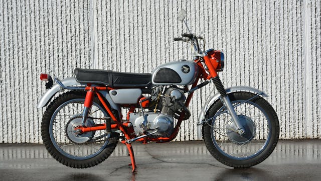 1965 Honda CB77 305 Scrambler side