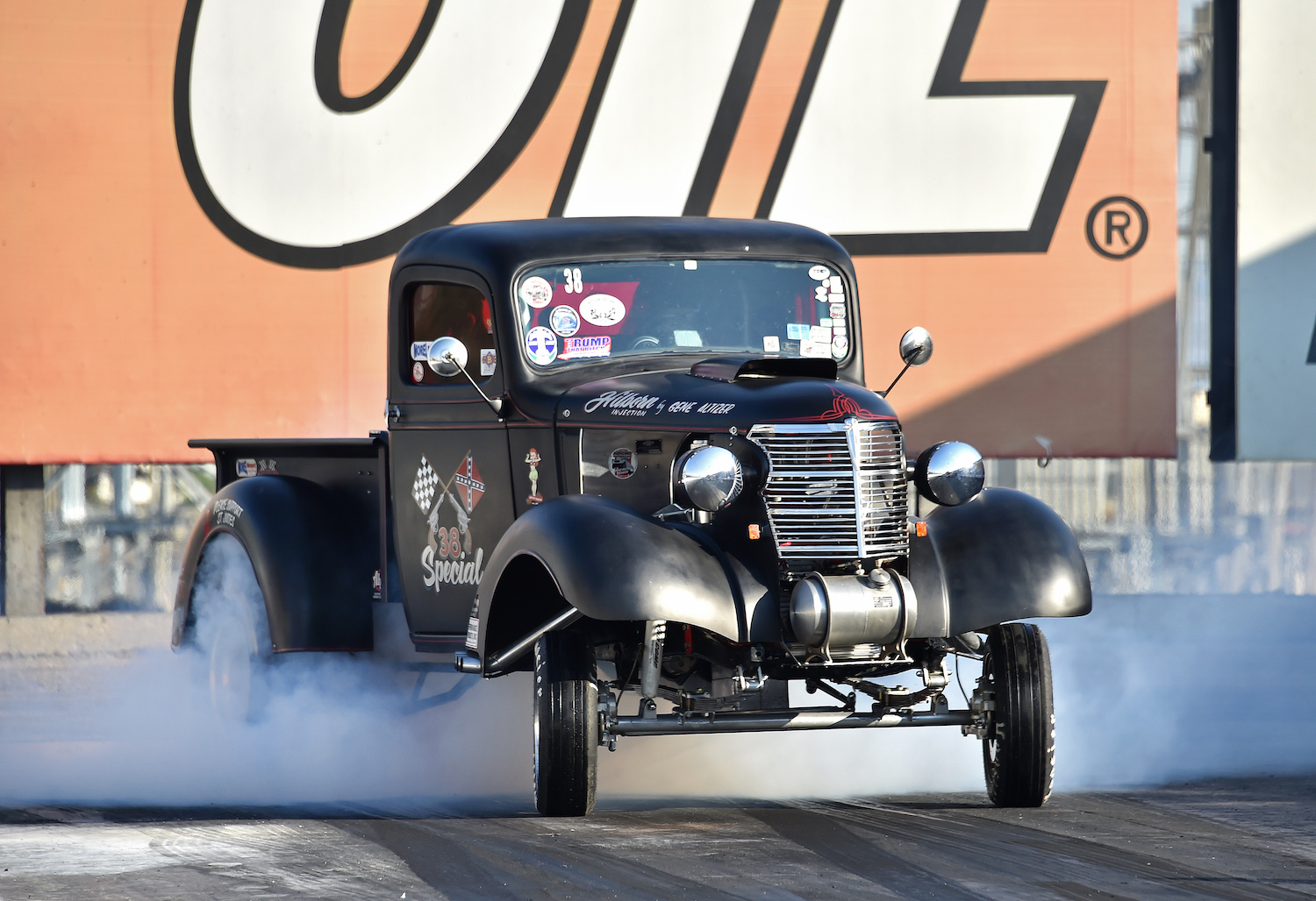 Nitro Revival stokes the flames of SoCal’s vintage drag scene - Hagerty ...