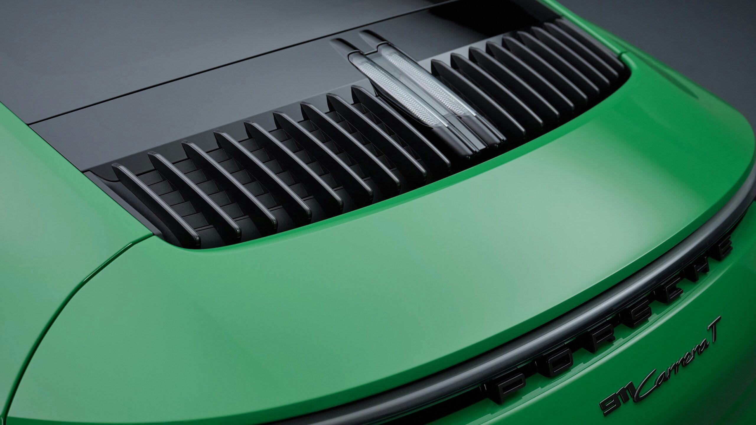 2023 Porsche 911 Carrera T green rear venting