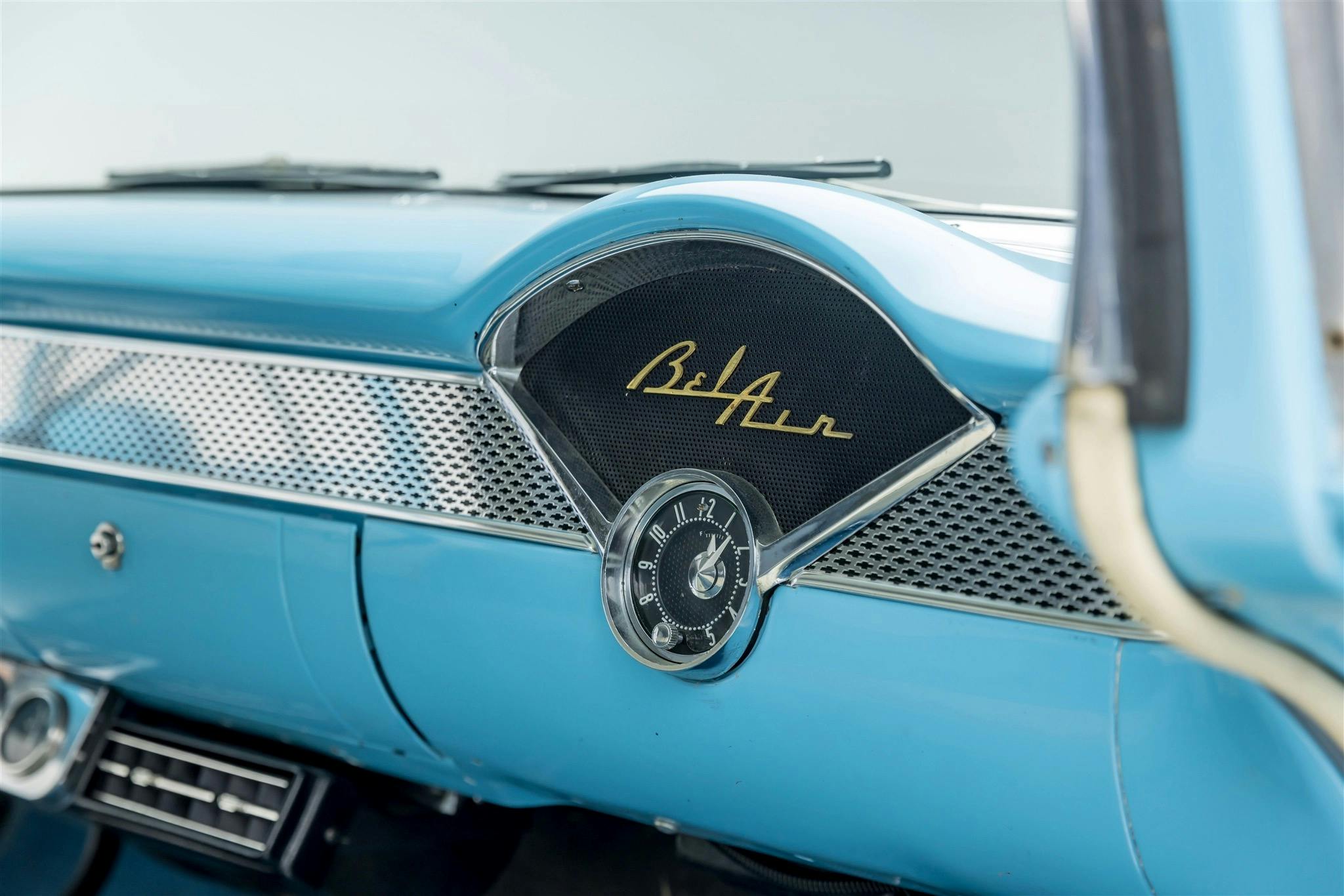 Bruce Willis 1955 Chevrolet Bel Air Nomad interior dash clock