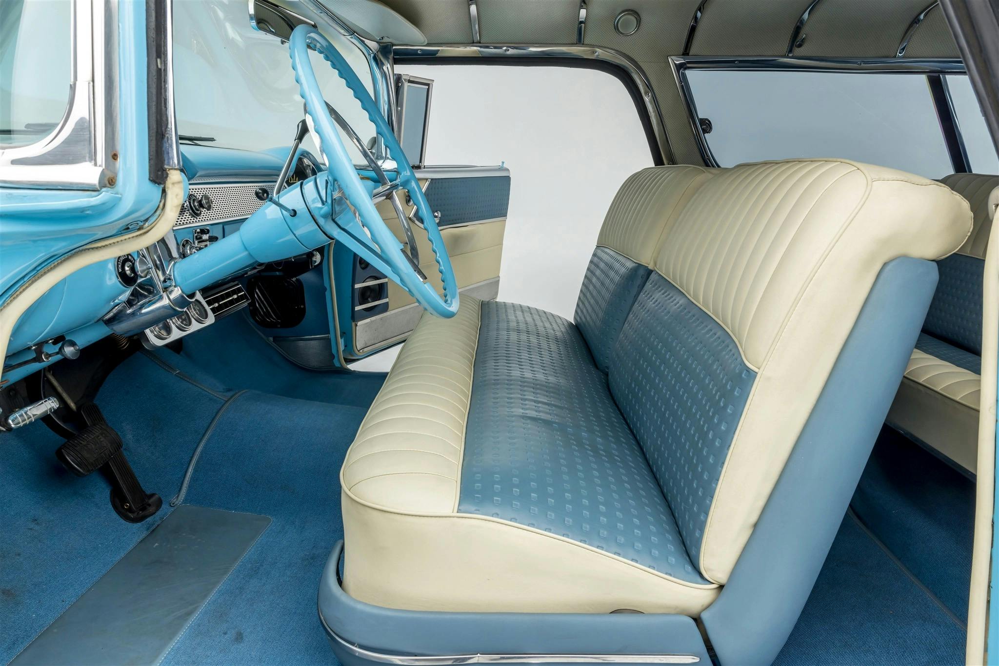 Bruce Willis 1955 Chevrolet Bel Air Nomad interior side