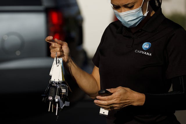 Carvana Vending Machine masked employee key ring