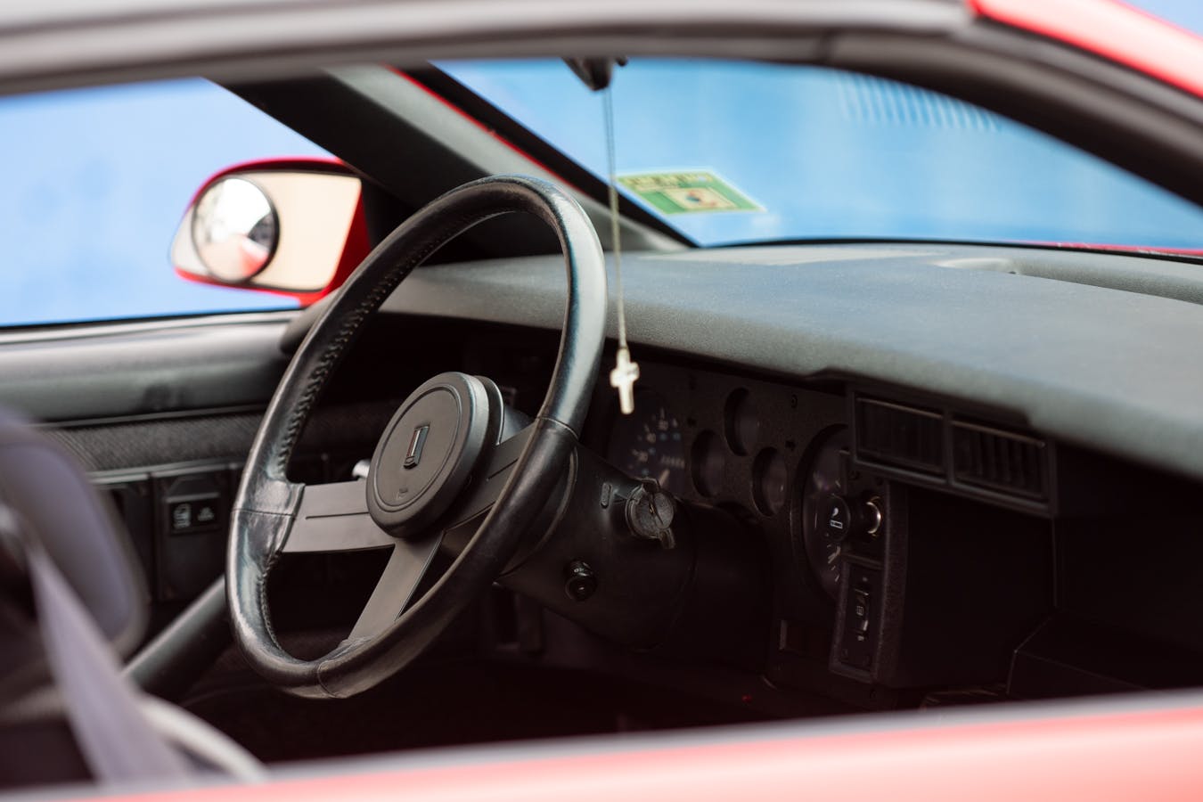 Chevrolet IROC-Z Camaro steering wheel
