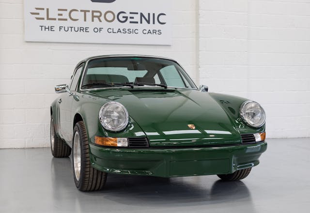 Electrogenic-Porsche-911-1