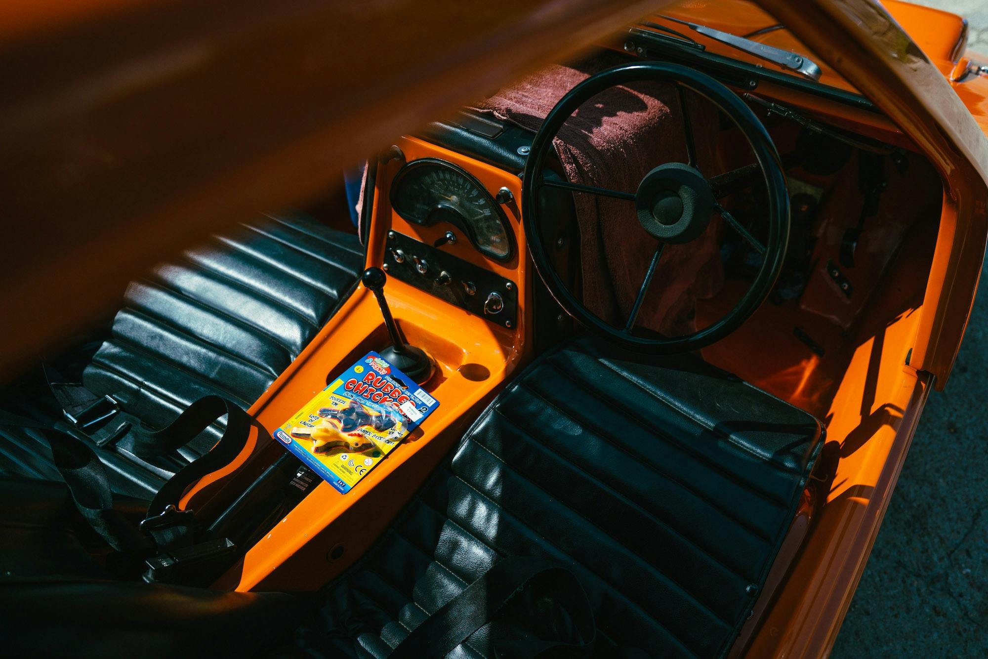 Microcar BUG interior driver cockpit