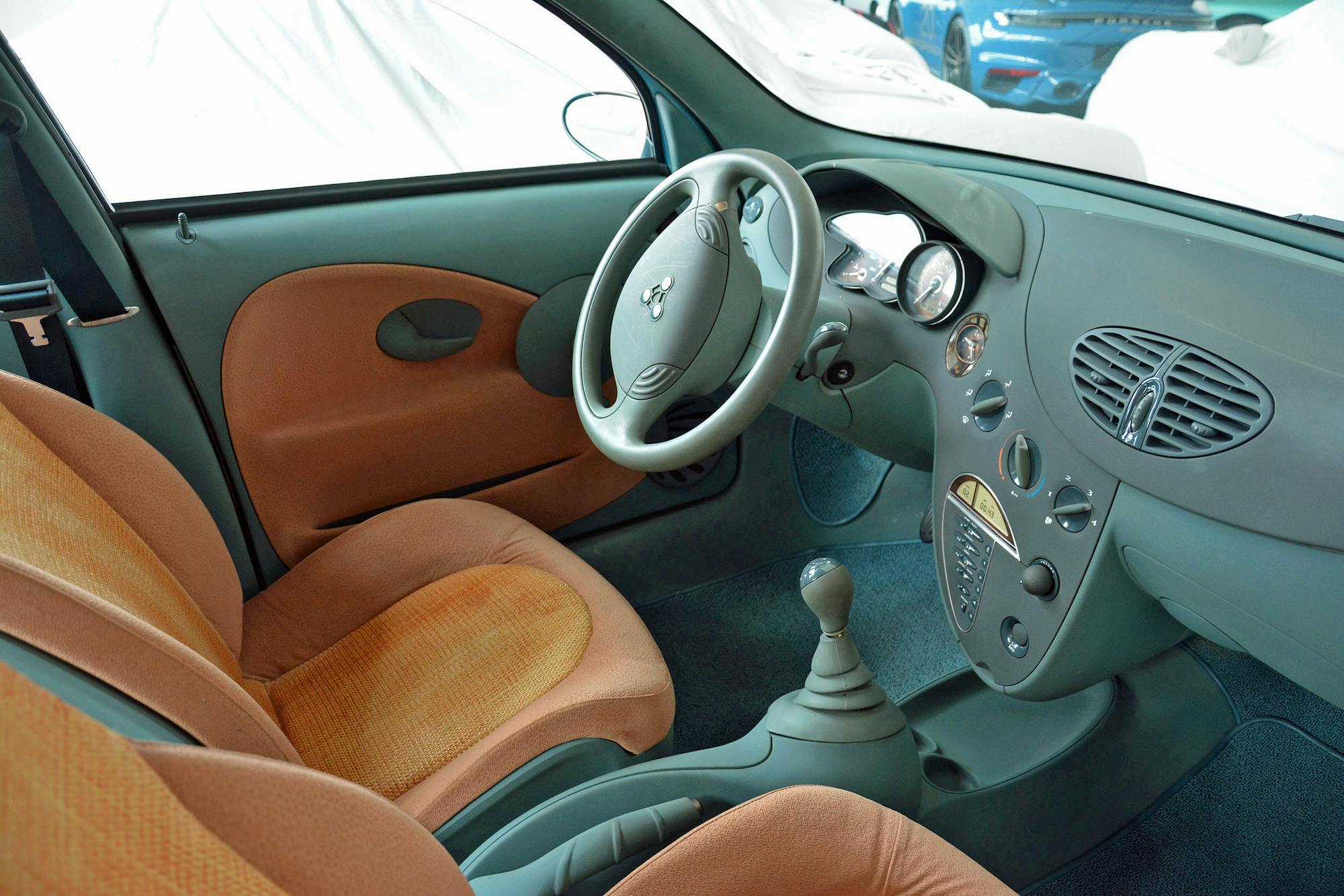 1994 Porsche C88 interior
