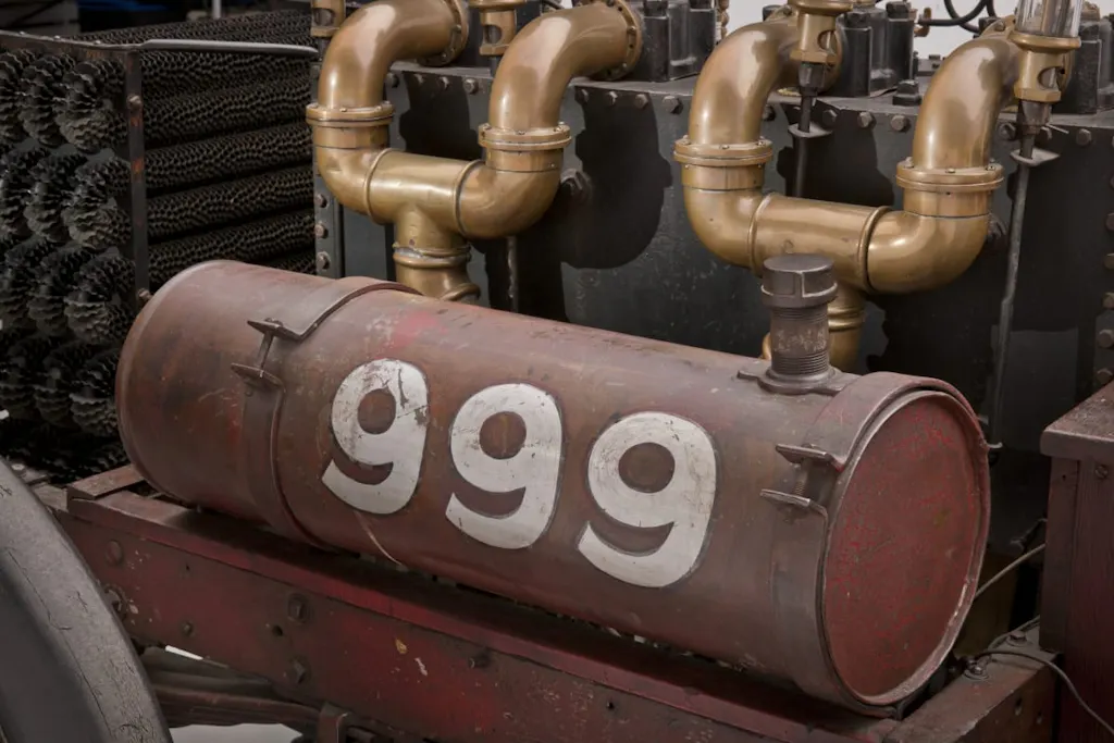 119 years ago, Henry Ford made history in his “999” - Hagerty Media