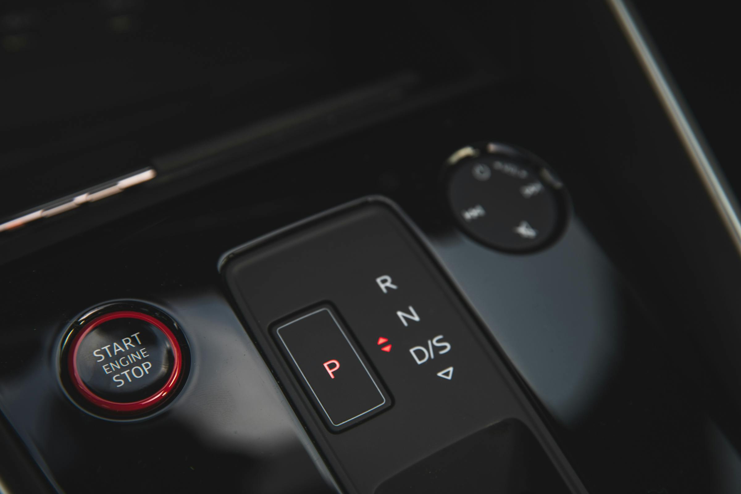 2022 Audi RS 3 interior drive selector