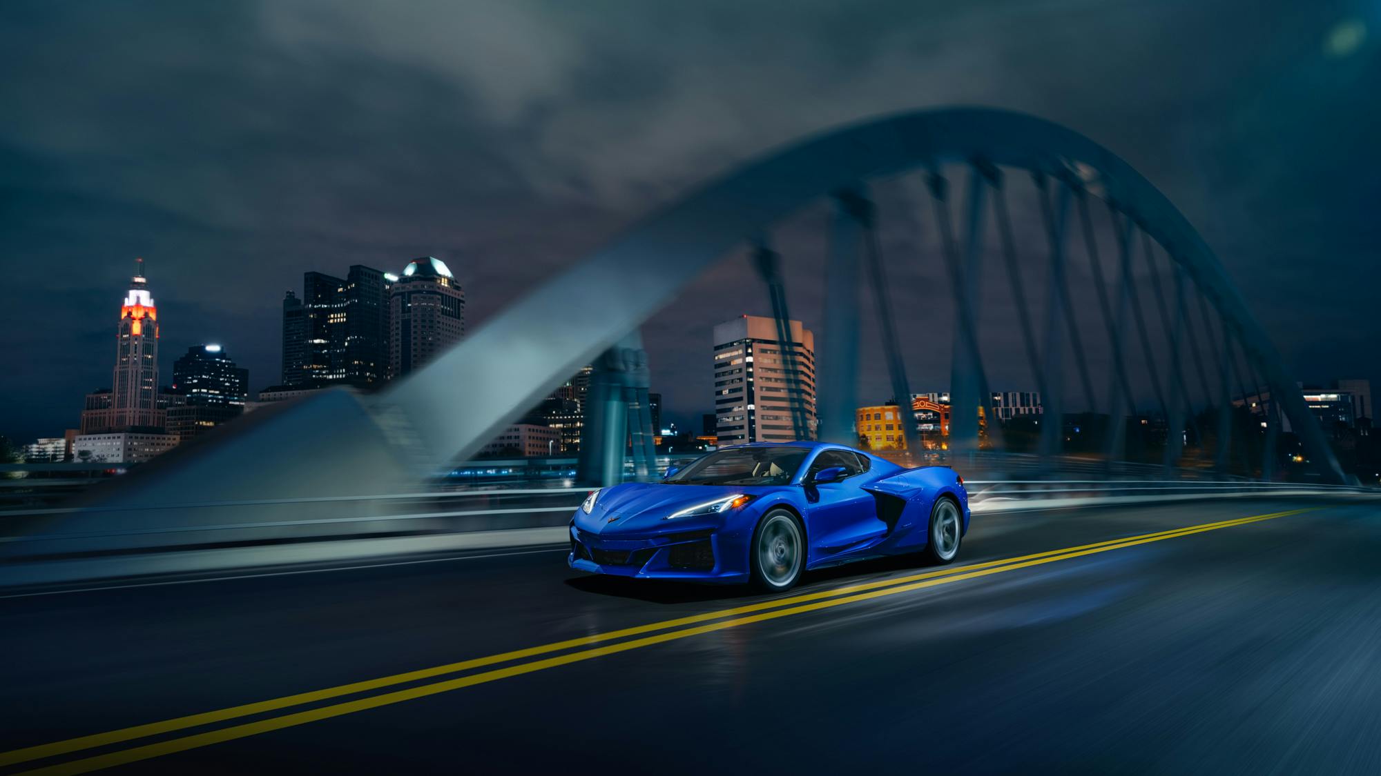 2024-Chevrolet-Corvette-E-Ray-blue bridge