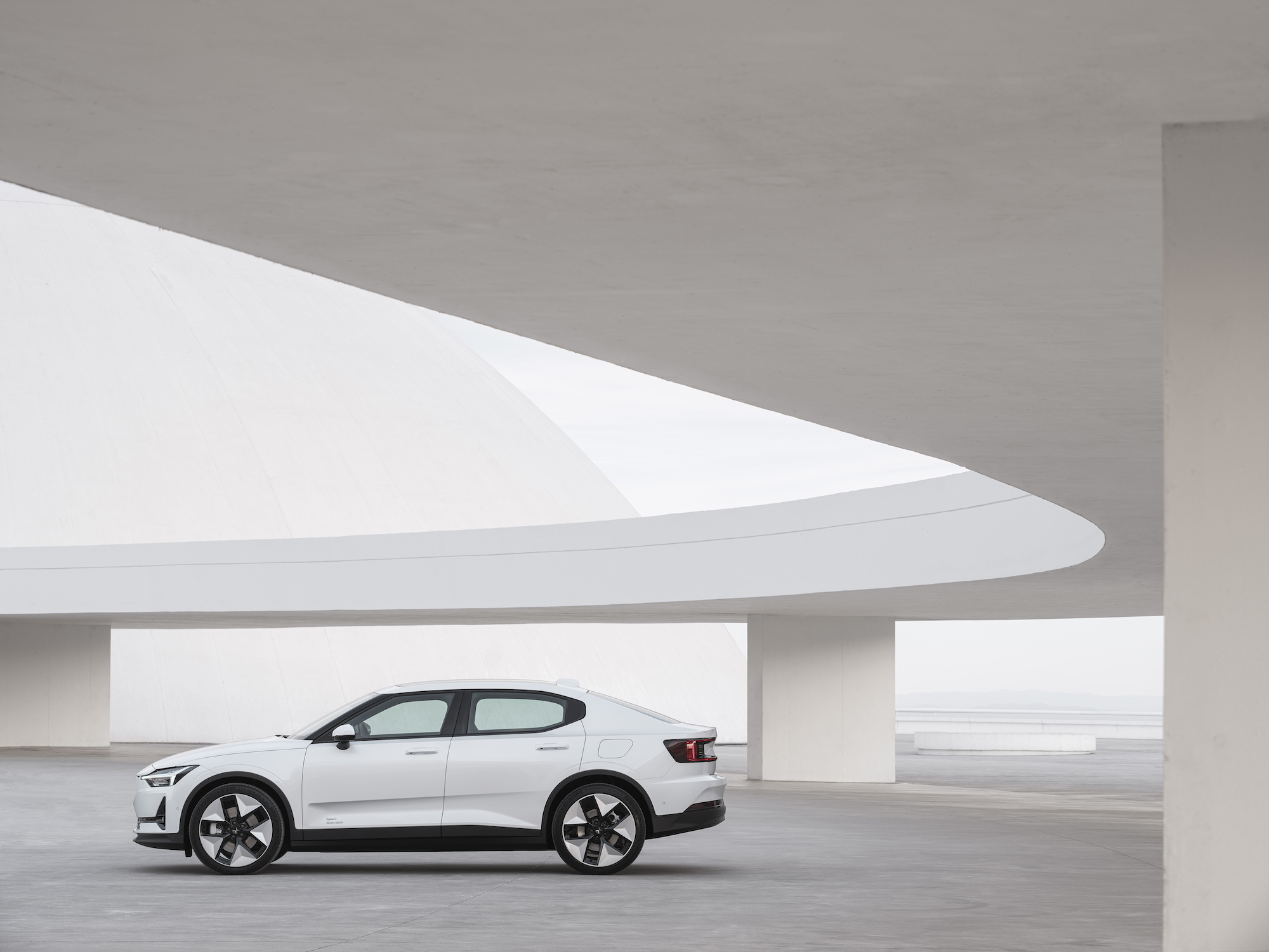 2024 Polestar 2 goes rear-wheel-drive, adds power and range - Hagerty Media