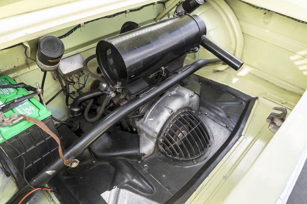 1964 BMW 700 Luxus LS engine