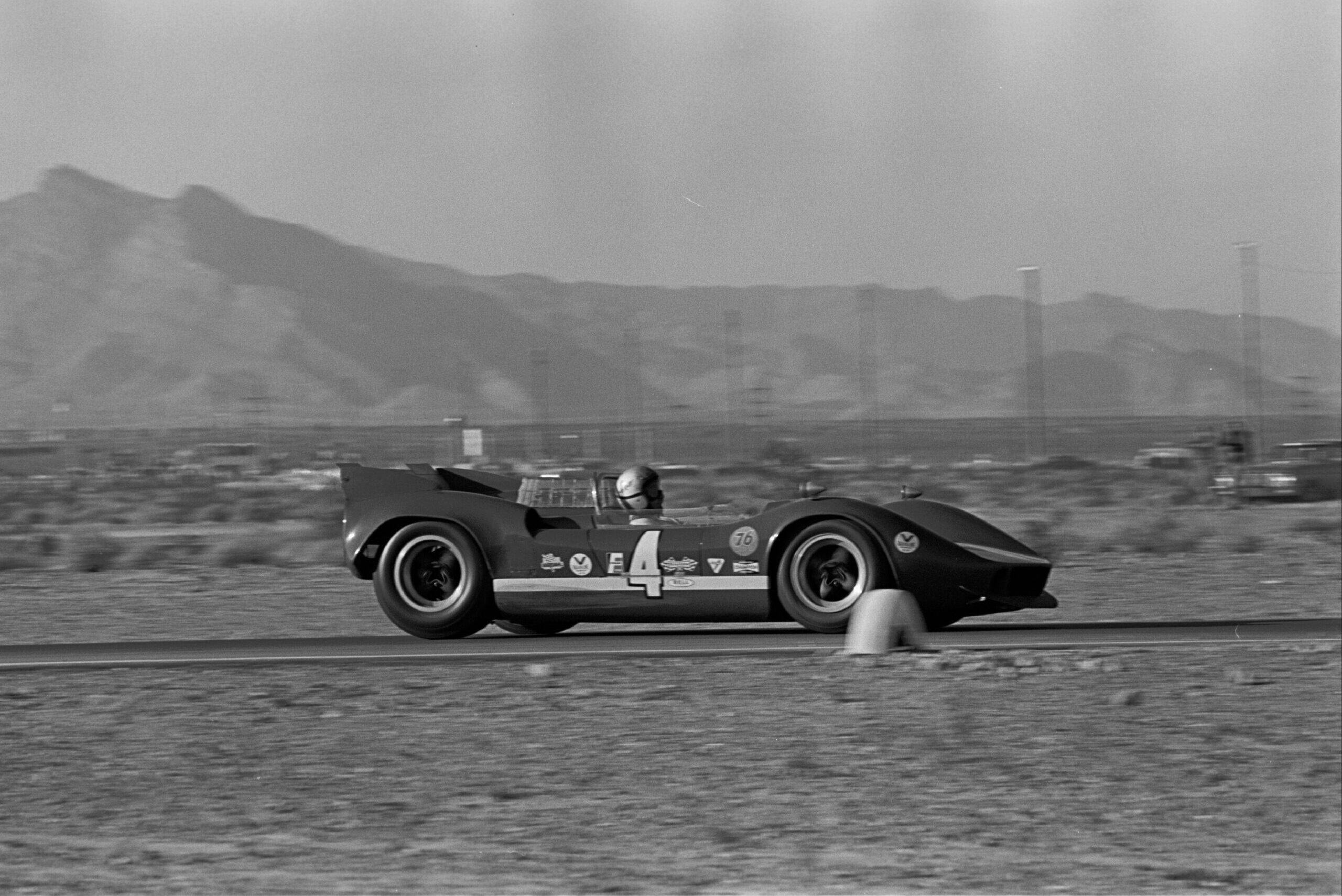 1966 Stardust Grand Prix Bruce McLaren racing