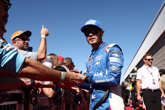 Kyle Larson autographs NASCAR Cup Series Championship indycar nascar double 2024