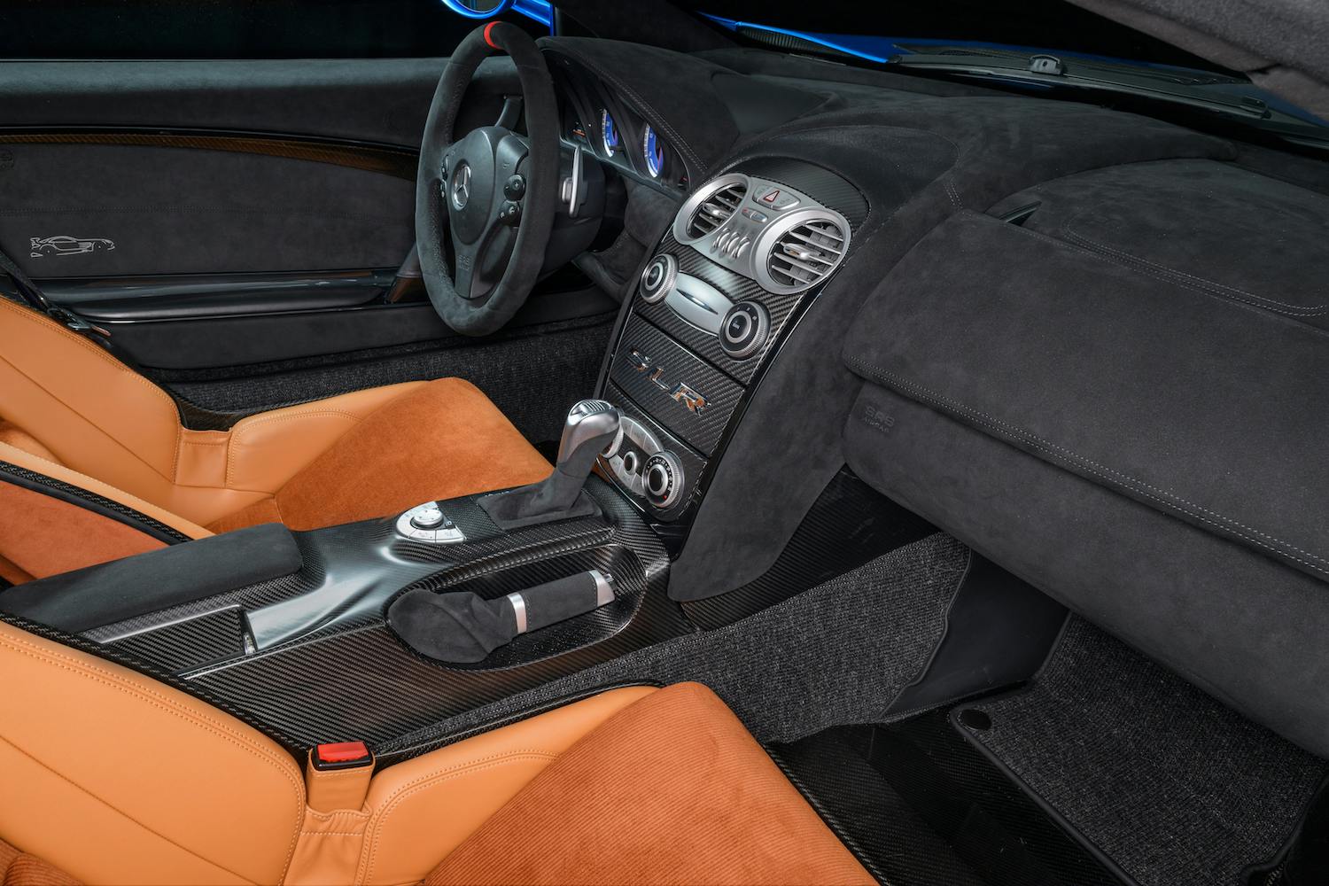 McLaren SLR HDK interior passenger side