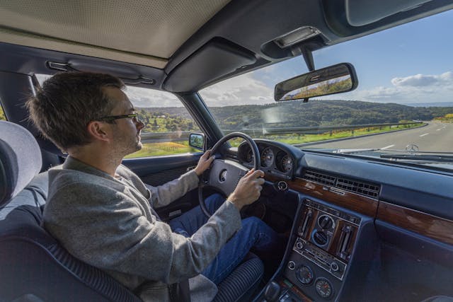 Mercedes Benz W116 interior driving action