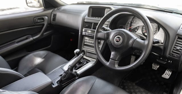 Nissan R34 GT-R M-Spec Nur interior