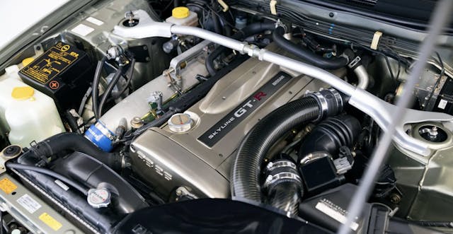 Nissan R34 GT-R M-Spec Nur engine bay