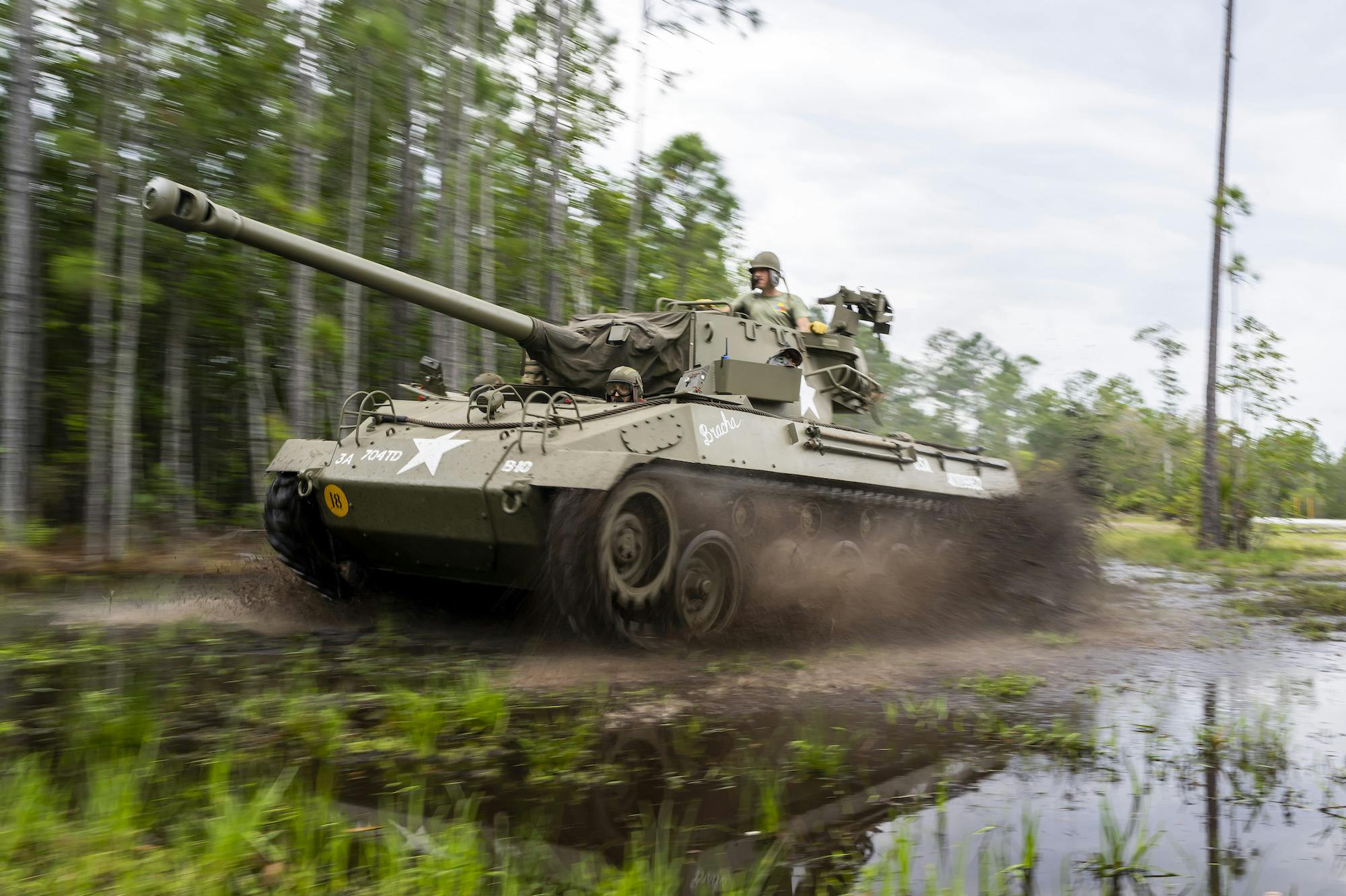 Here's the Army's New Hybrid Vehicle: Half Tank, Half Jeep