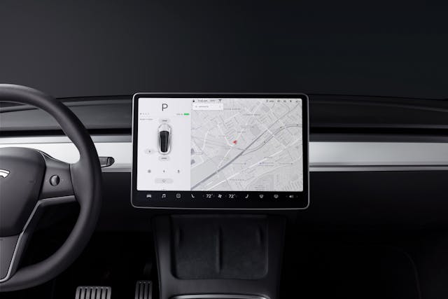 Tesla Touchscreens dash front