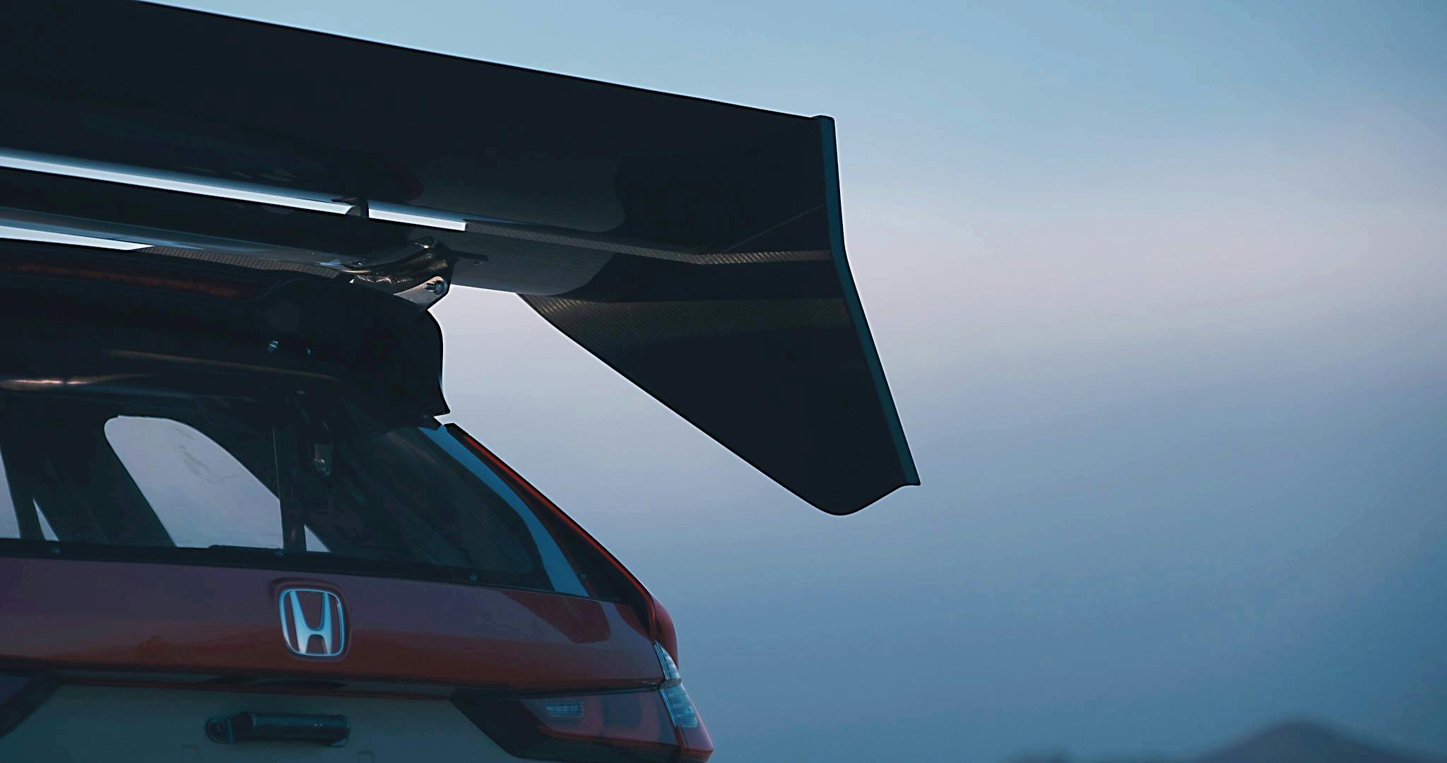 Honda CR-V Hybrid Racer Project rear wing