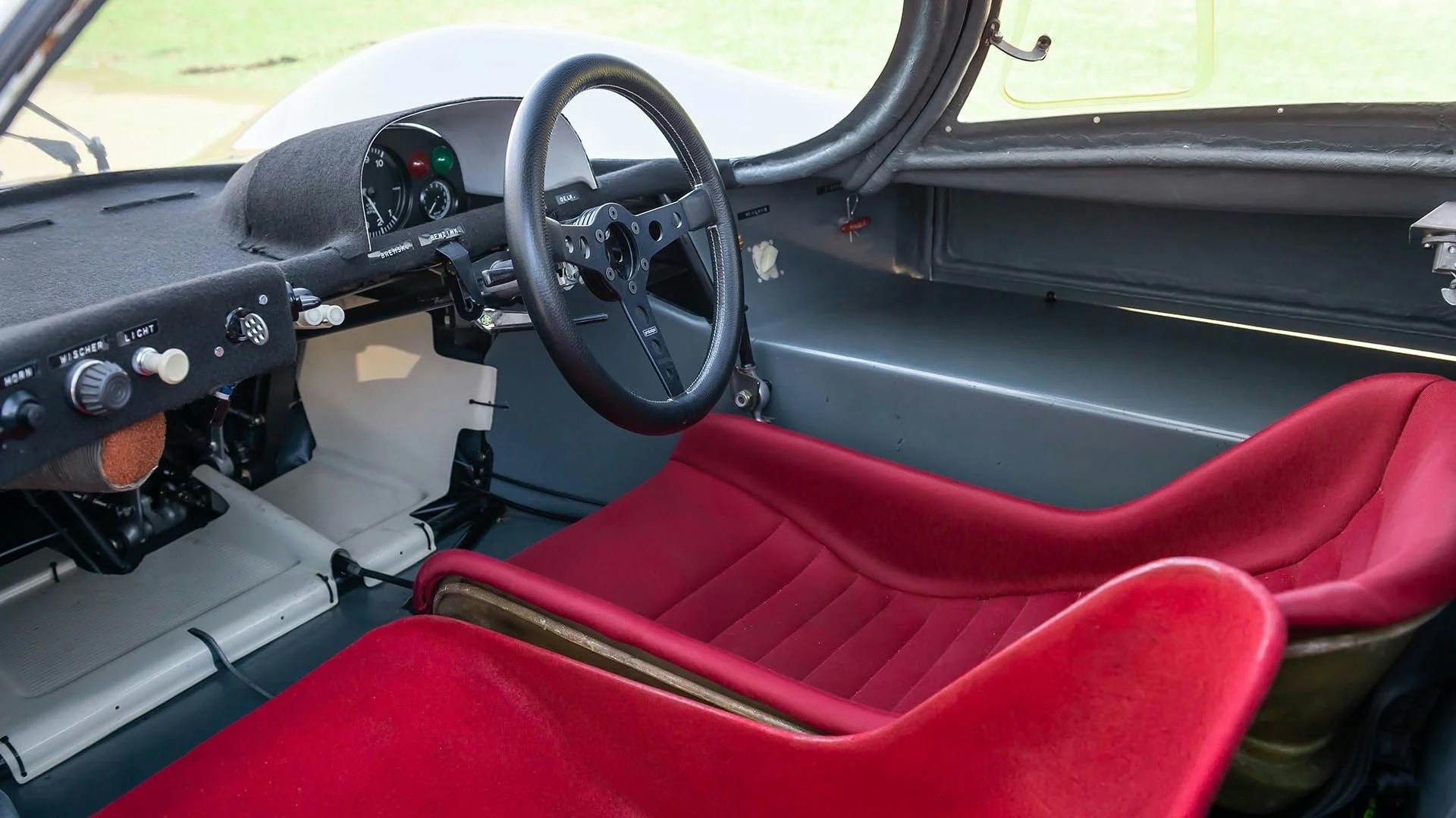 1968 Porsche 907 K interior