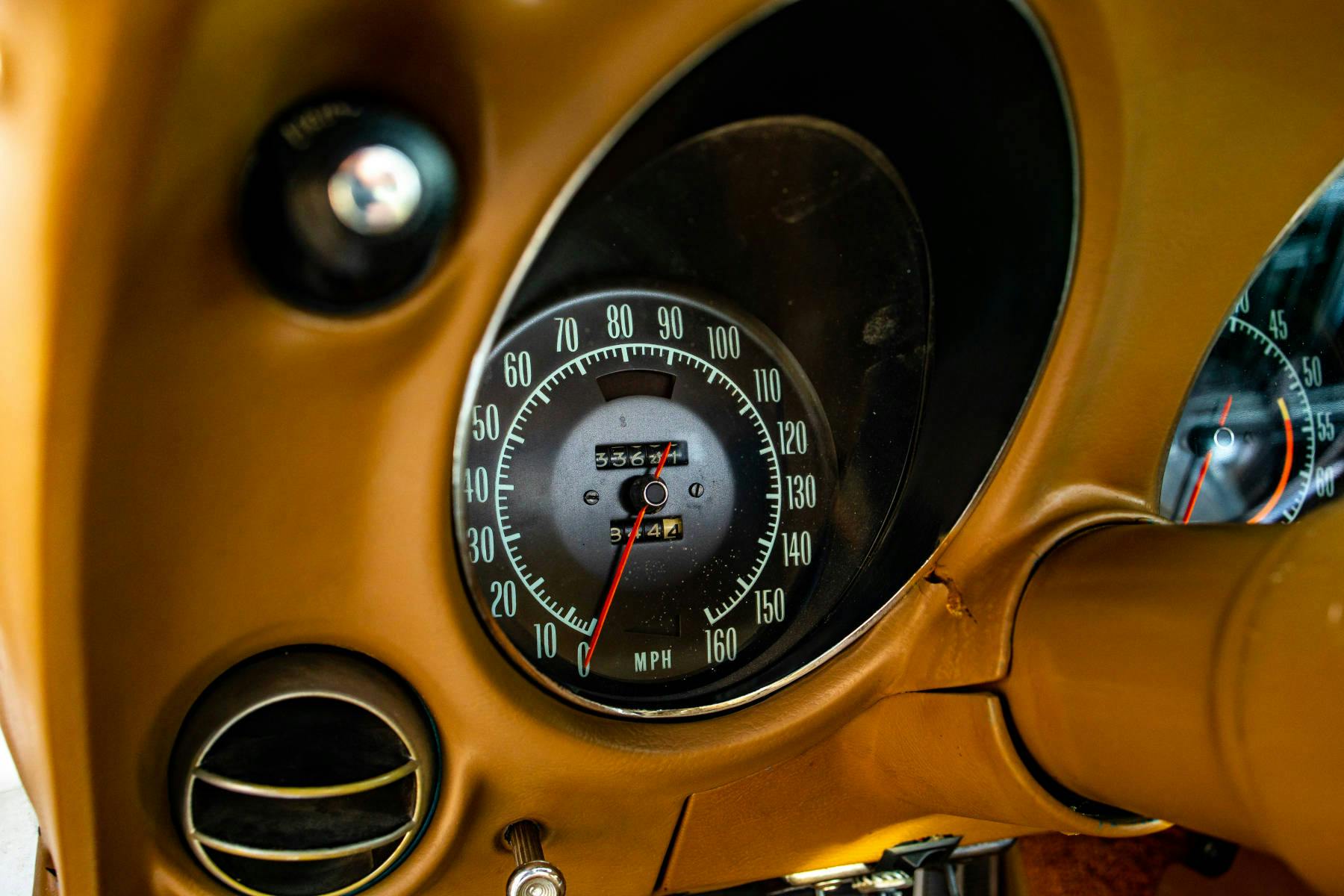 1969 Chevrolet Corvette Stingray Convertible interior speedometer gauge