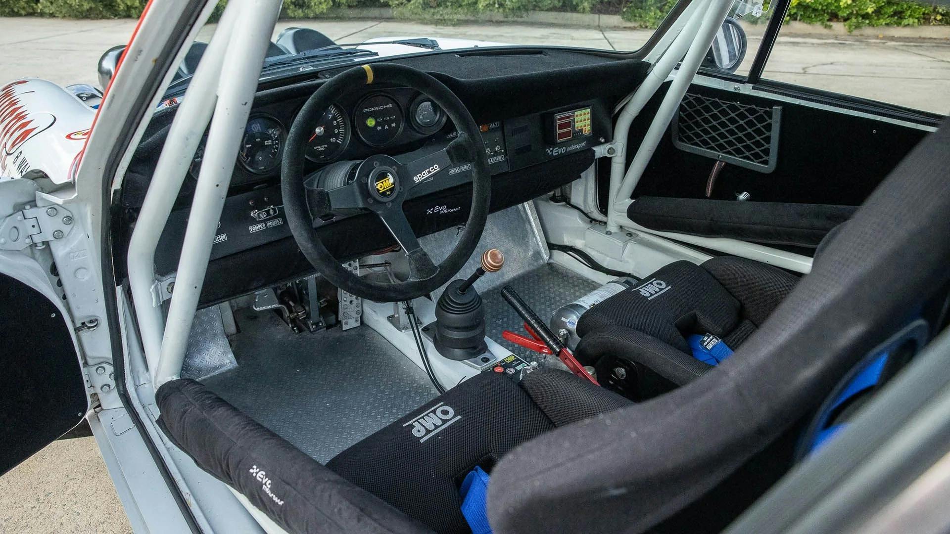1979 Porsche 911 SC Eminence interior