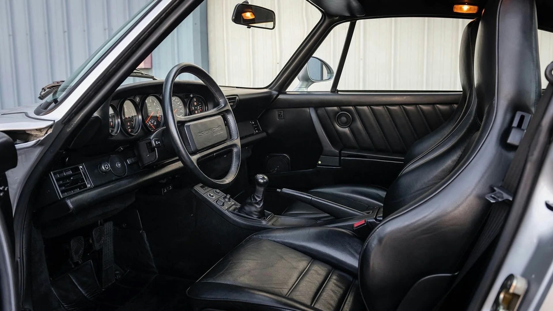 1987 Porsche 959 Komfort interior