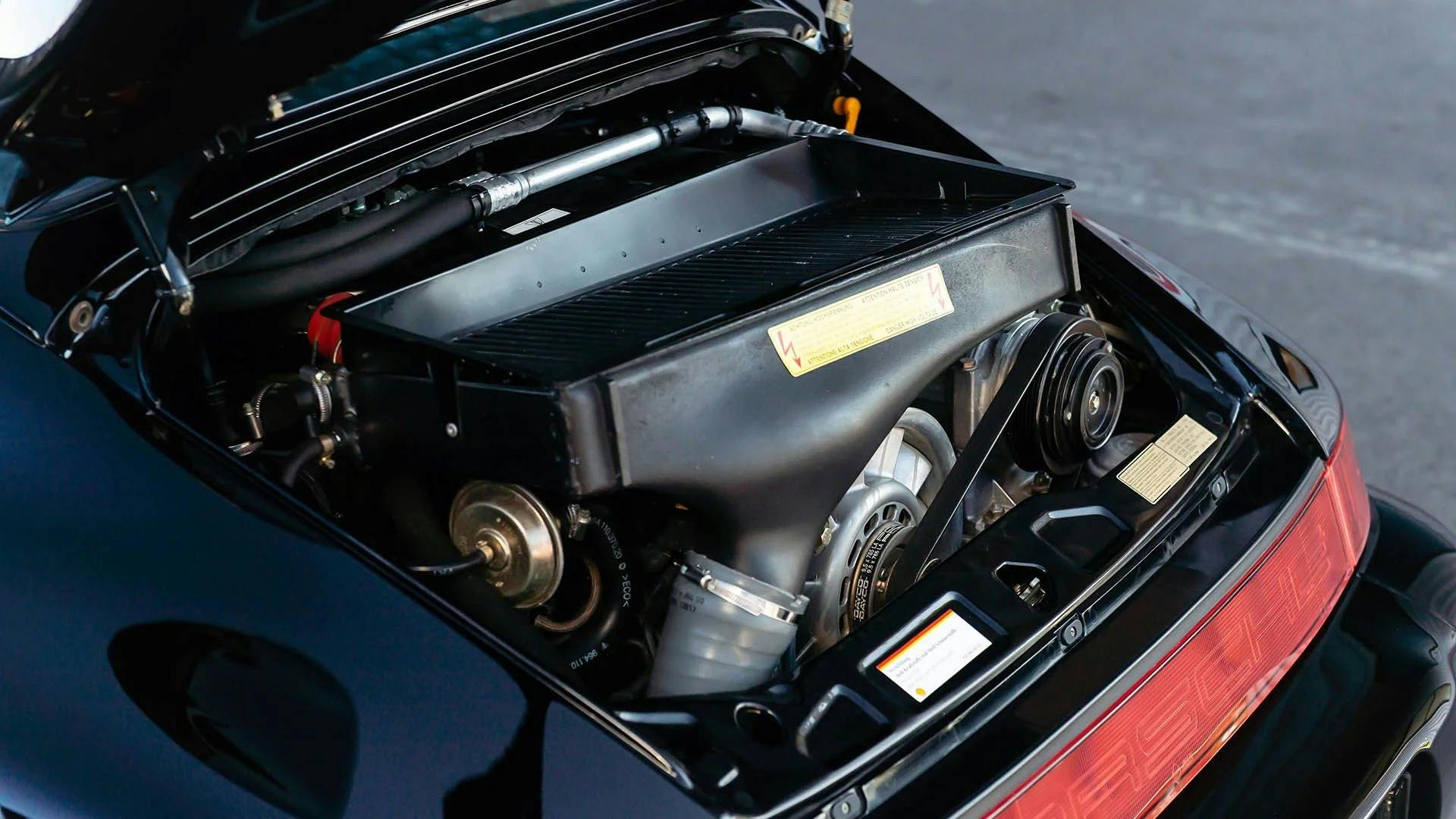 1994 Porsche 911 Turbo S Flachbau engine
