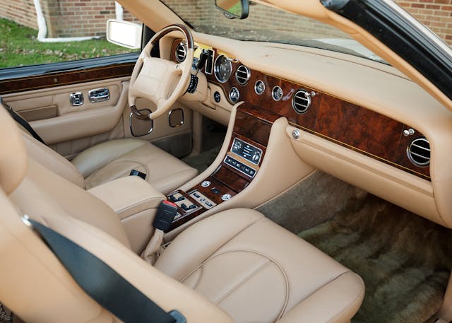 2002-Rolls-Royce-Corniche interior