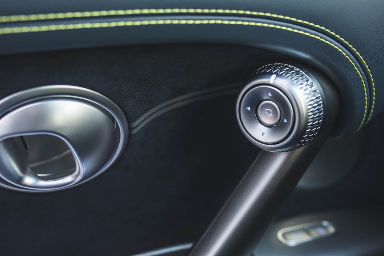 2023 Genesis GV60 Performance interior mirror switches
