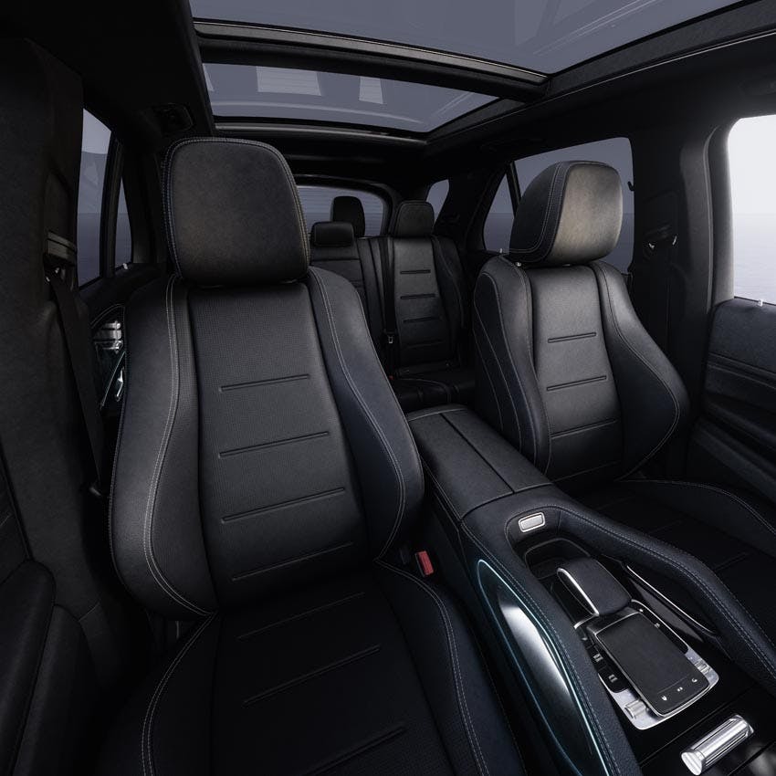 2024 Mercedes-Benz GLE interior front seats