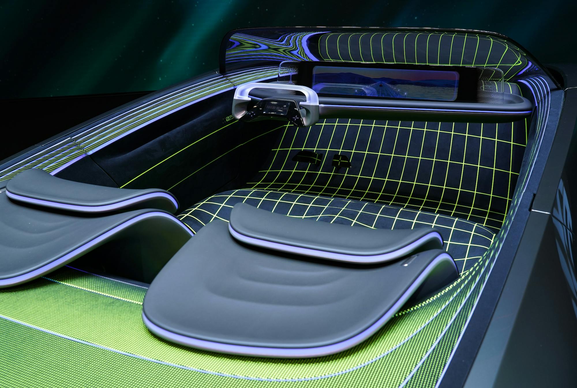 Nissan Max-Out Futuristic Concept Car interior seats back