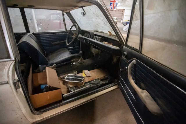 1969 BMW 2002 Project interior