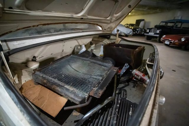 1969 BMW 2002 Project interior trunk
