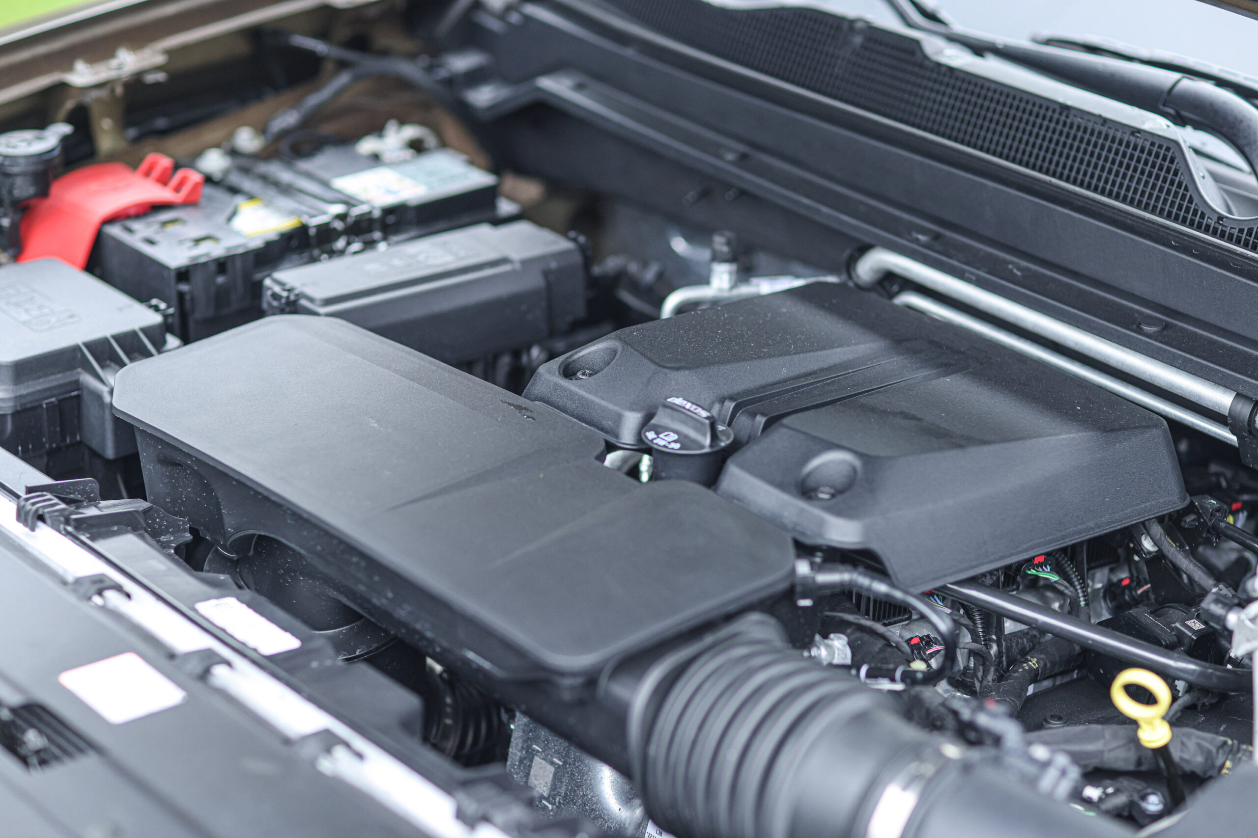 First Look Review 2023 Chevrolet Colorado packs fullsize torque in a