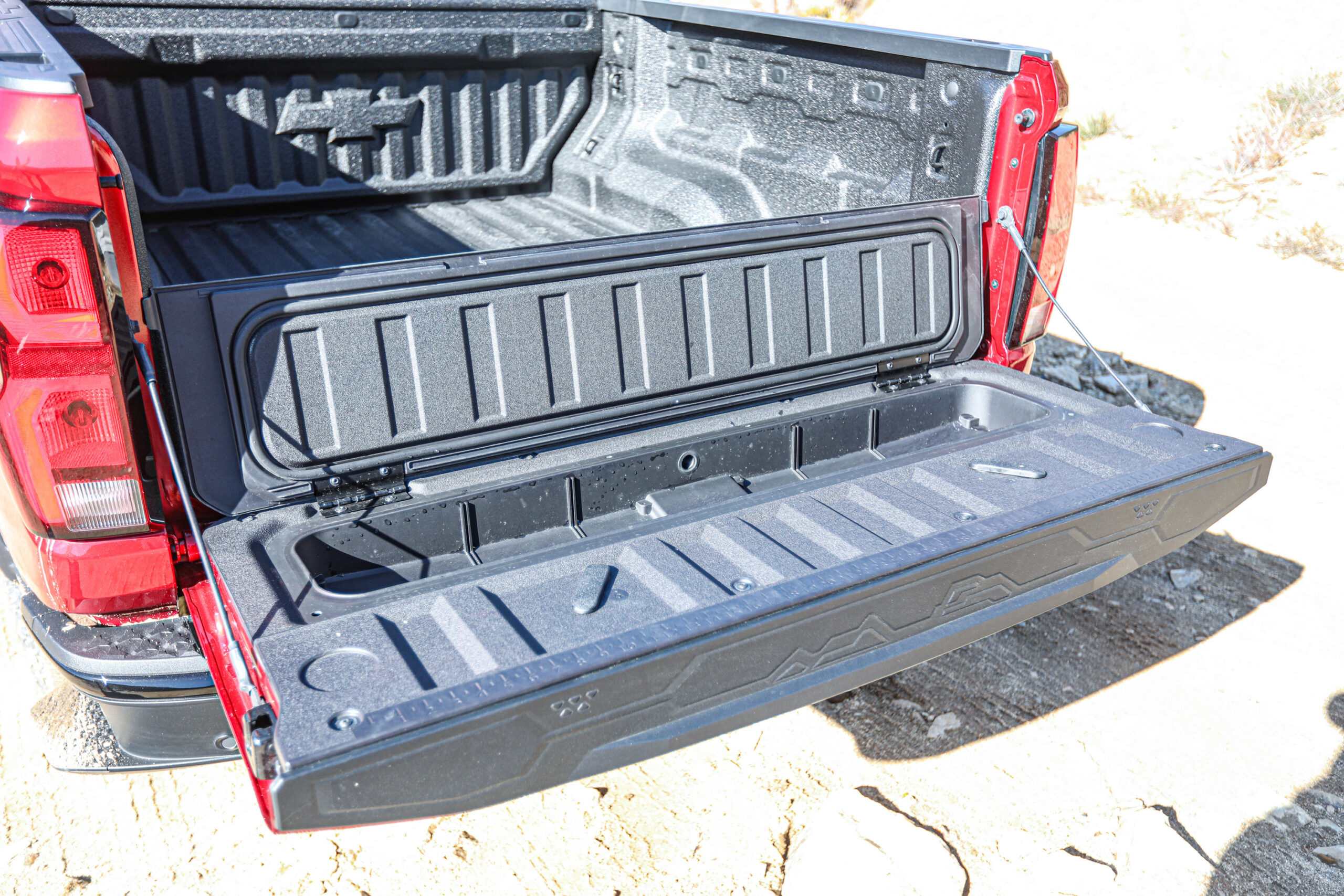 First Look Review 2023 Chevrolet Colorado Packs Full Size Torque In A   Colorado Tailgate Scaled 