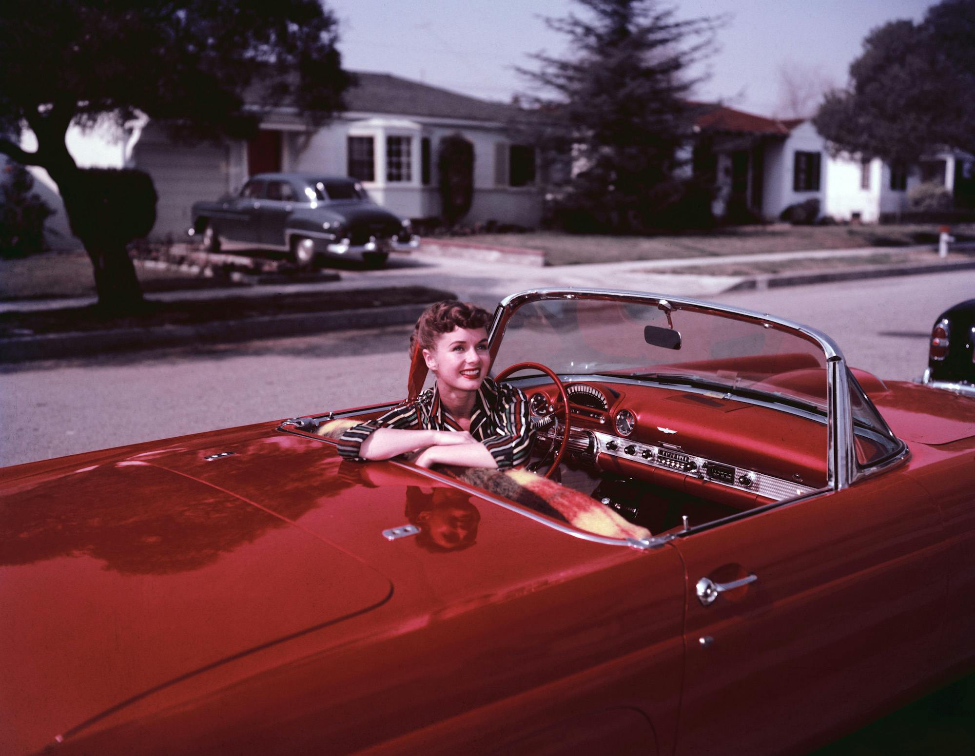 Debbie Reynolds in a Ford Thunderbird