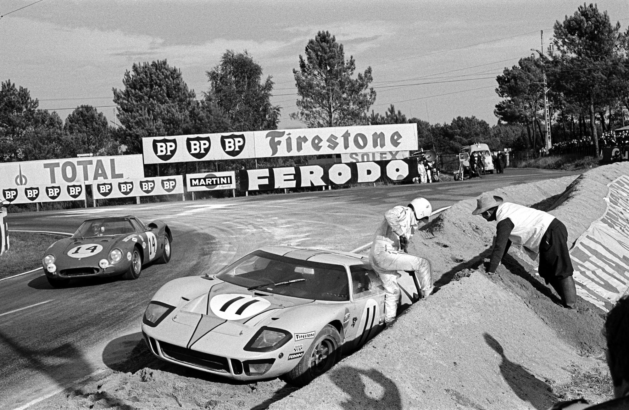 1968 Le Mans Ford GT40 crash