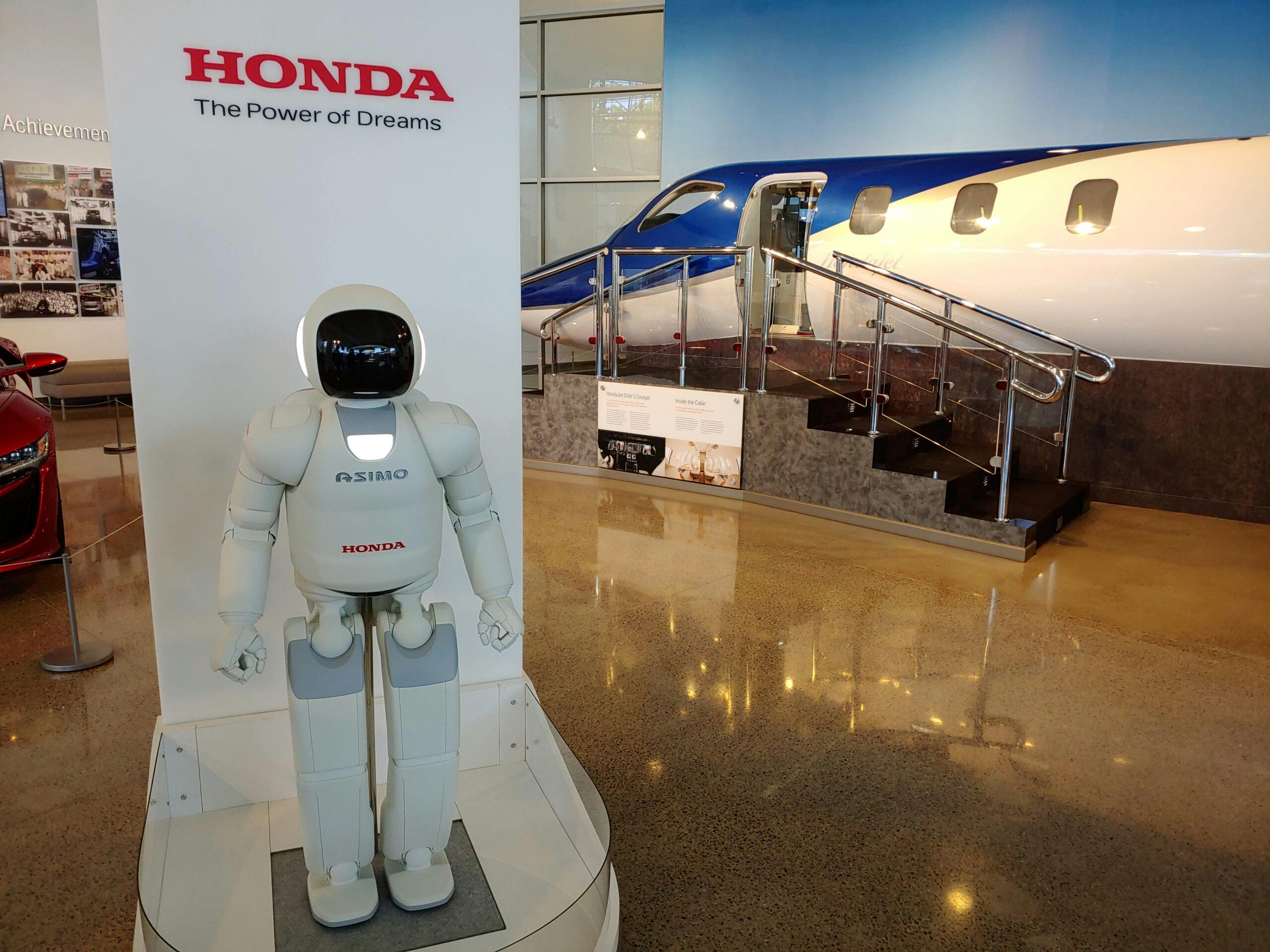 Honda Heritage Center robot asimo
